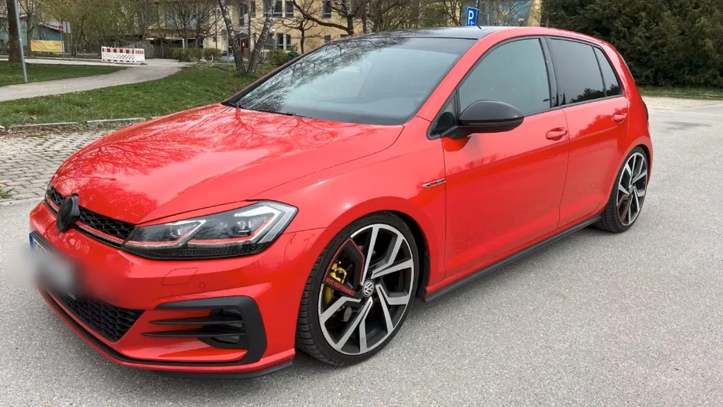 Volkswagen Golf VII GTI APR