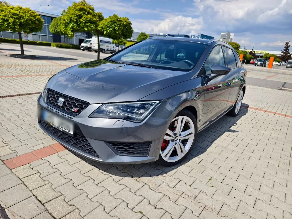 SEAT Leon Cupra